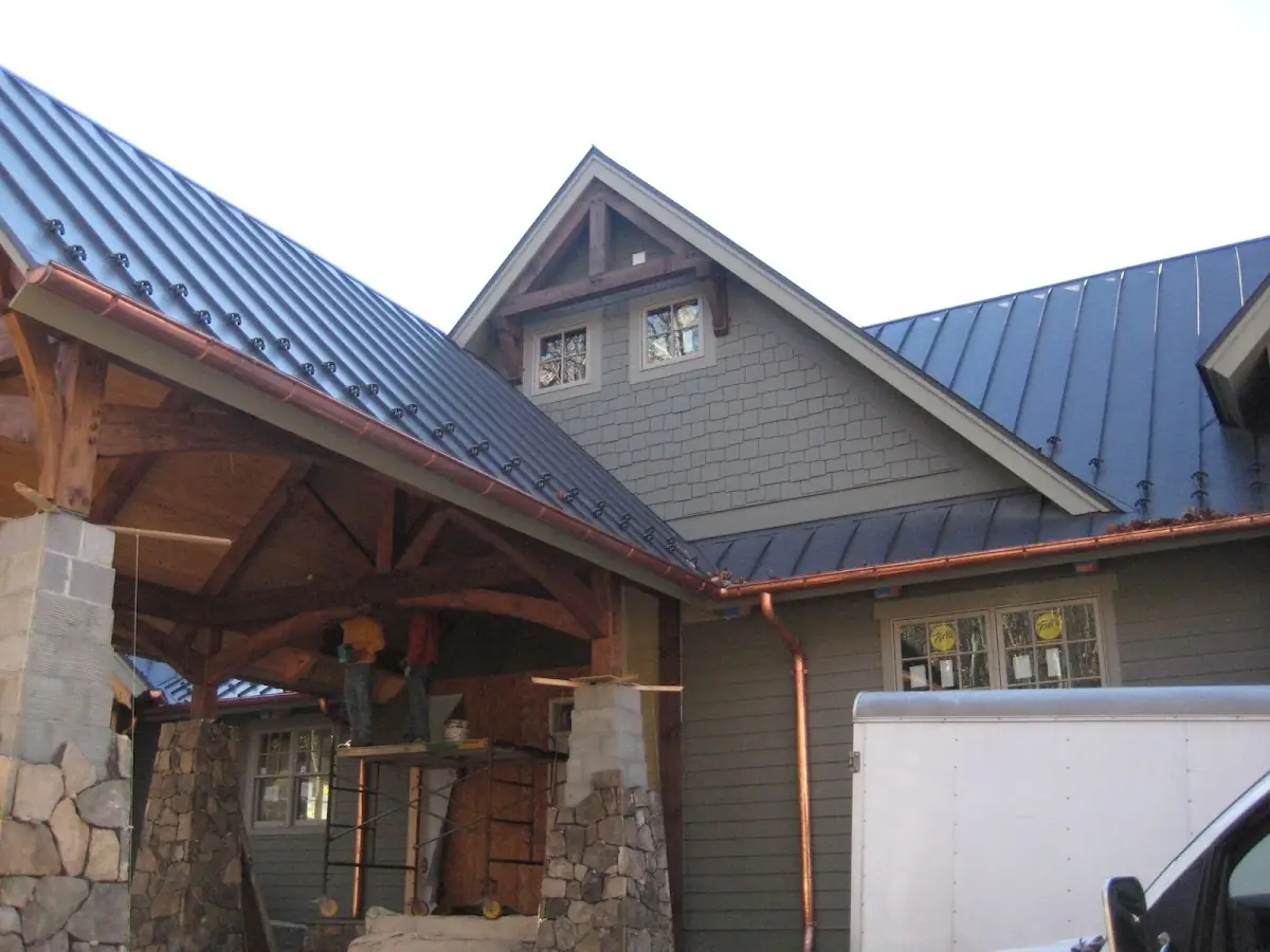 Craftsman Roofing team delivering quality roofing work in Roundtree